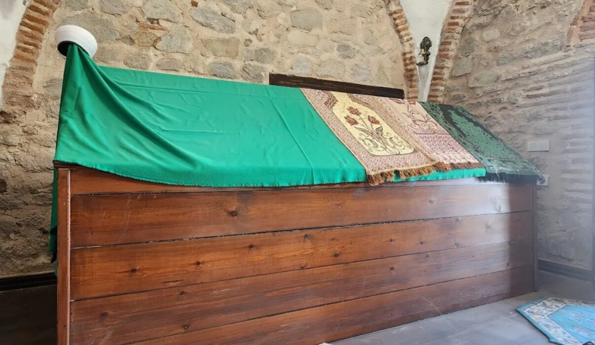 Baba-Nahhas-Ankaravi-Hazretleri-kazanci-baba